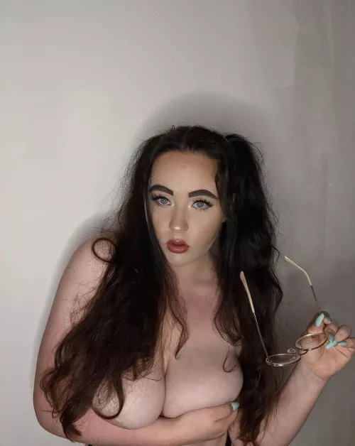 Hey there, I'm Katy and 18yo 💕 I'm a chubby sweetheart, new on OF and I have a suprise for the next five suscriber 😇❤️ (psssssst, but it's also 50% OFF)