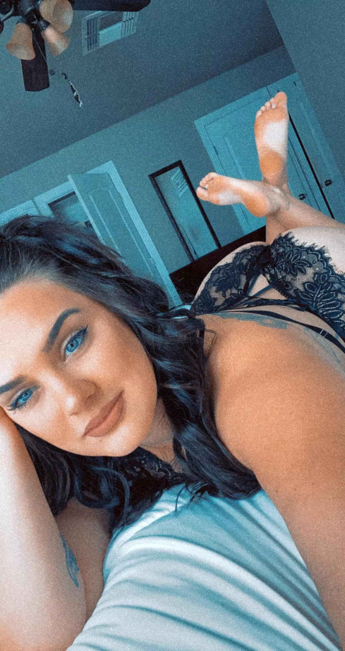 Heyy 🖤 hope my feet can make someone’s day!