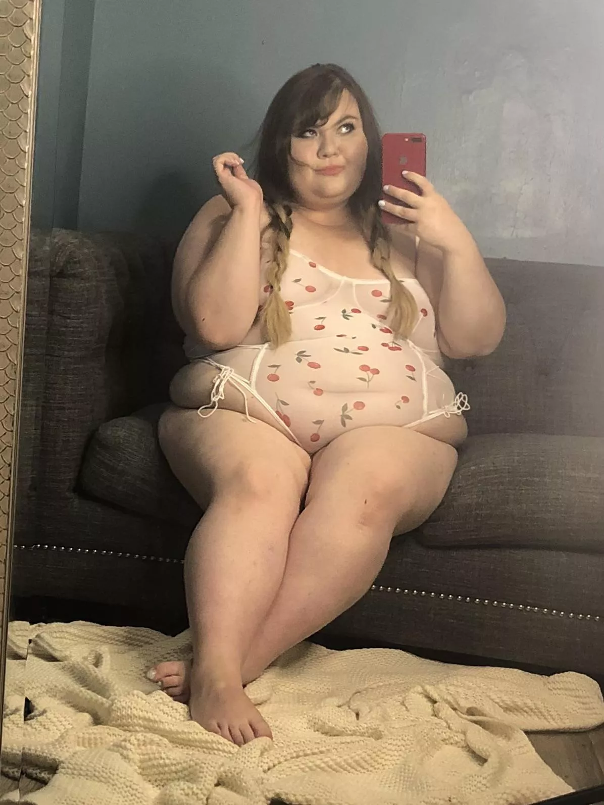 Heyy 🍒 what do you think of this new bodysuit?