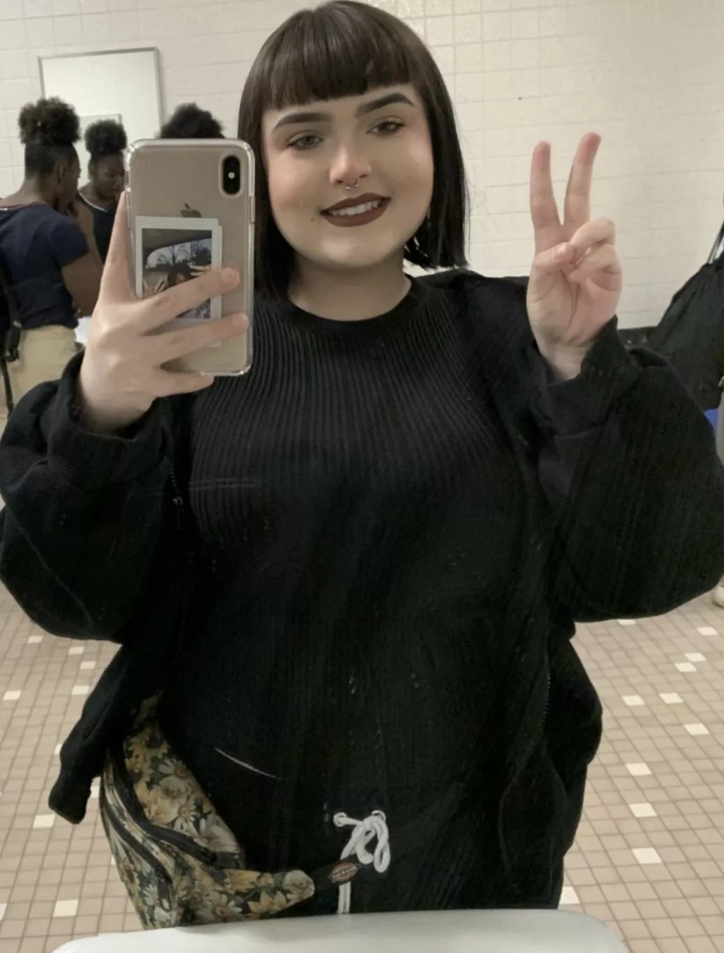 hi!! F18