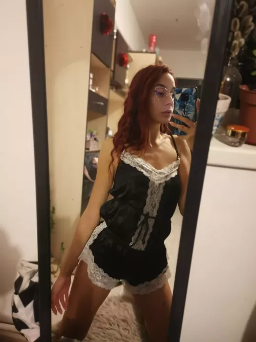Hi there 🥰 My name is Sophie 💗 19 years old 😍 New, don't have many fans yet, so I can give you all my love 💗 Custom videos and photos 💗 I love dick ratings 💗💦 Fetishes ❤ Link below 💗