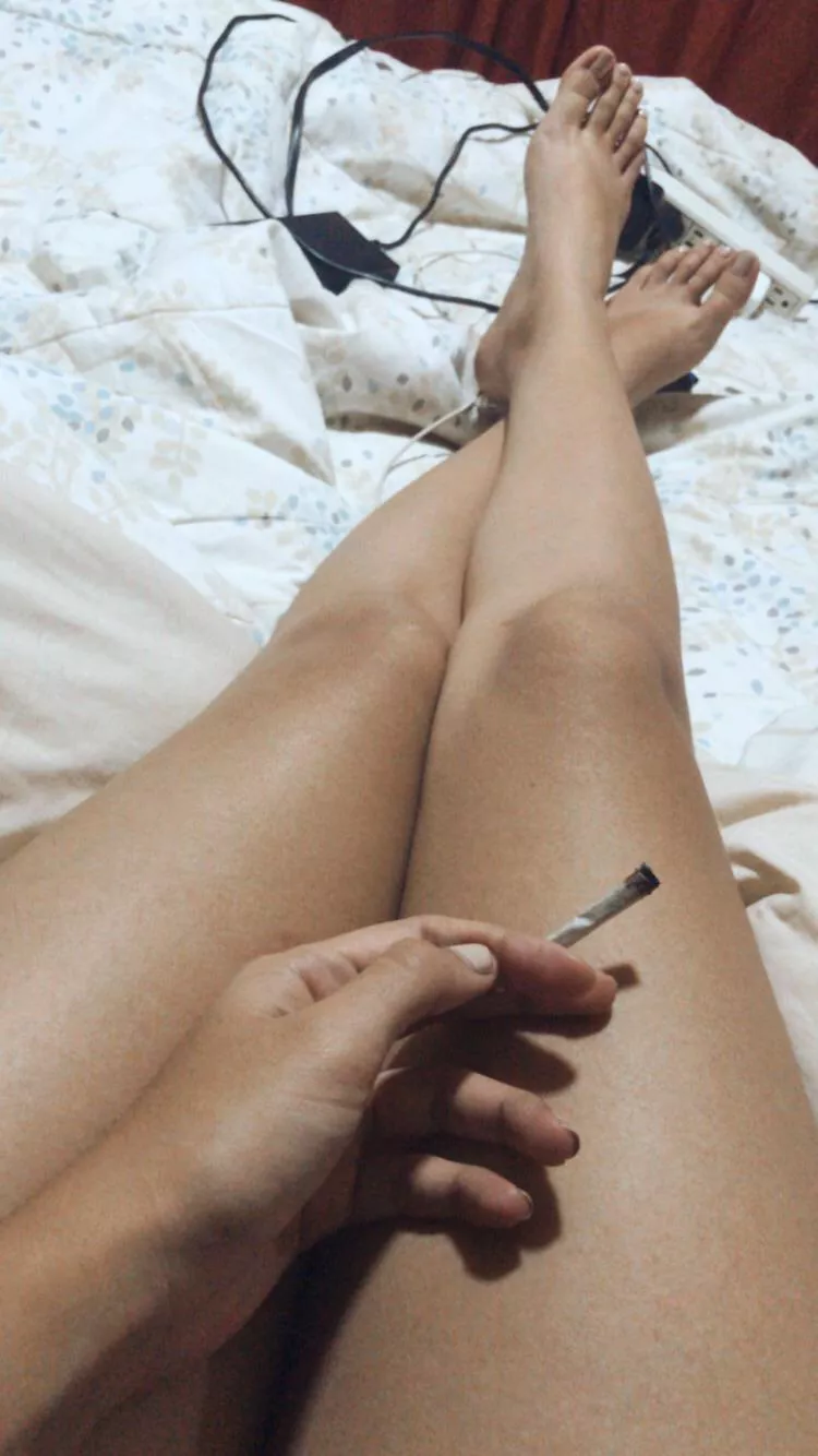 High and horny 👅