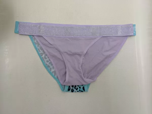 Hmmmm, we have a size discrepancy here.