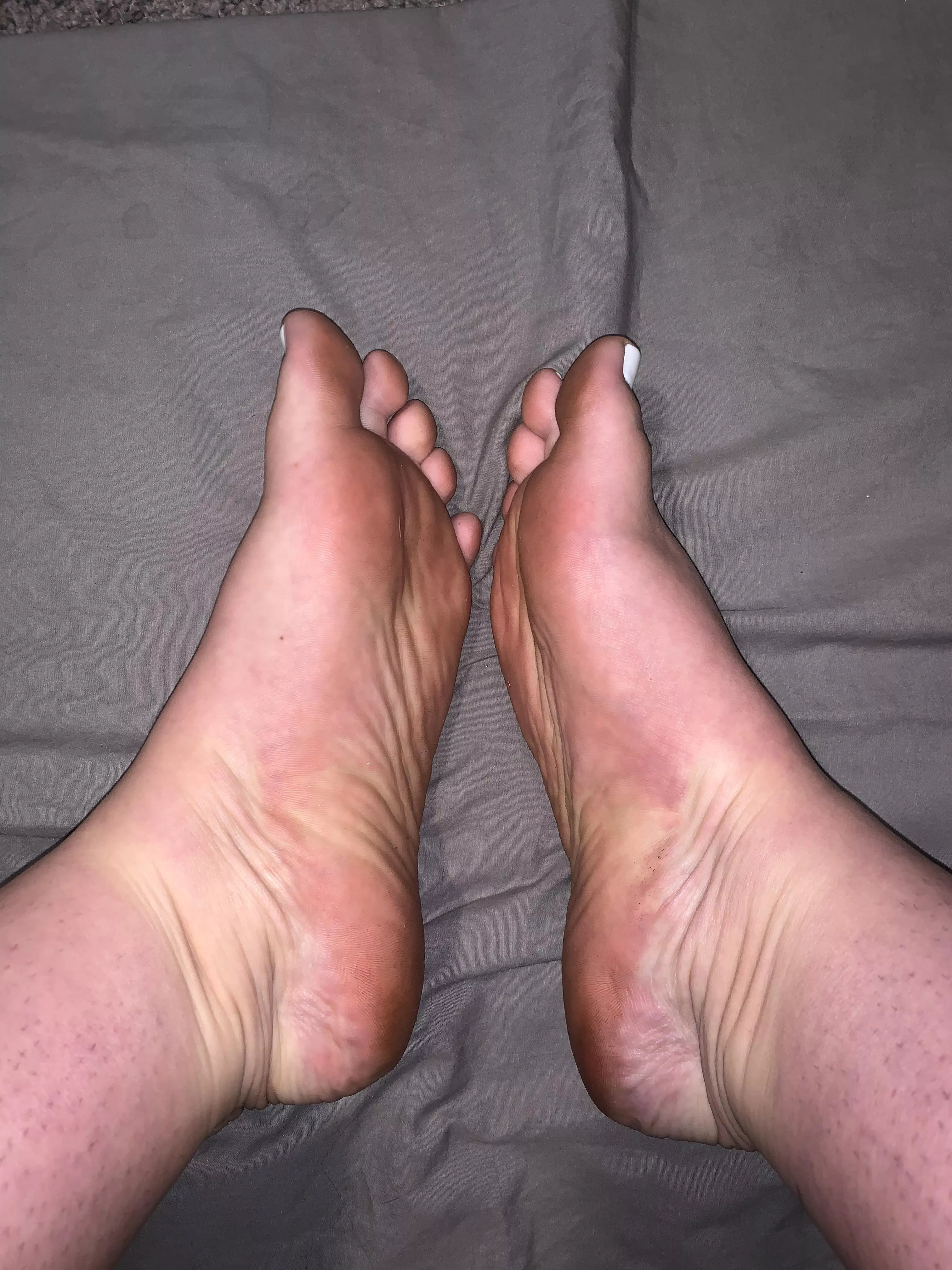 hope someone here appreciates my feet 🥰