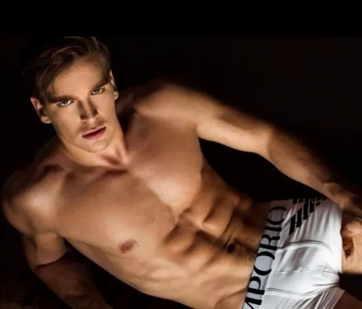 Hope this makes your Monday a little better, does it 🤔😉?