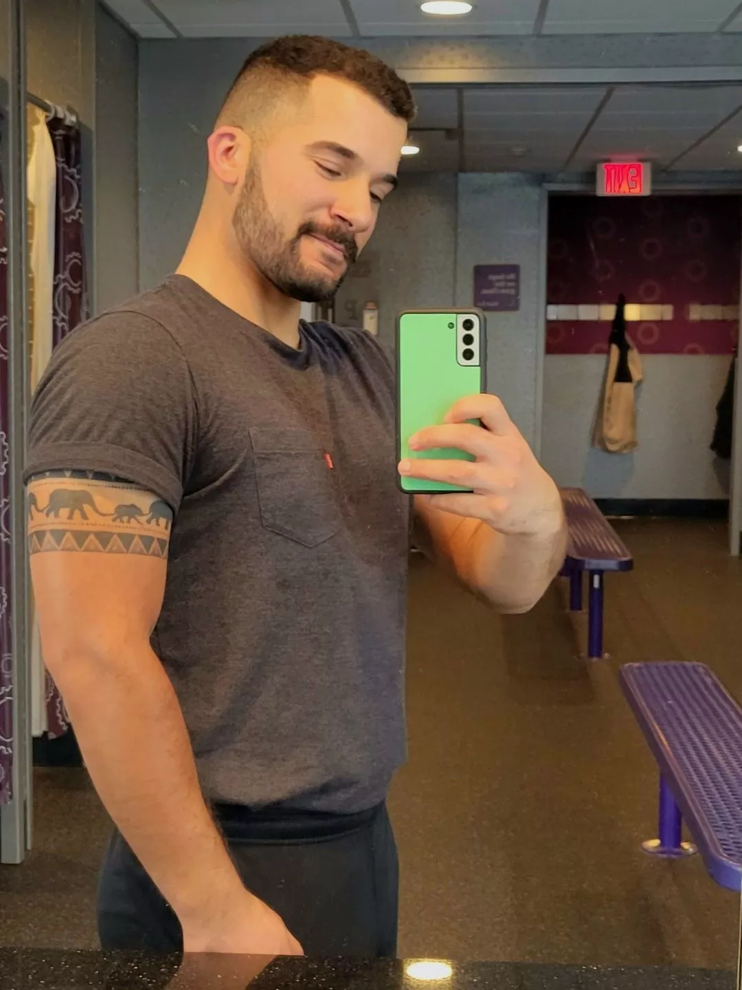 Hope you fellas had a kick*ss day cause the gym definitely kicked mine 🥵🕺🏻