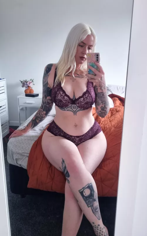 Hope you like my mirror selfie ☺