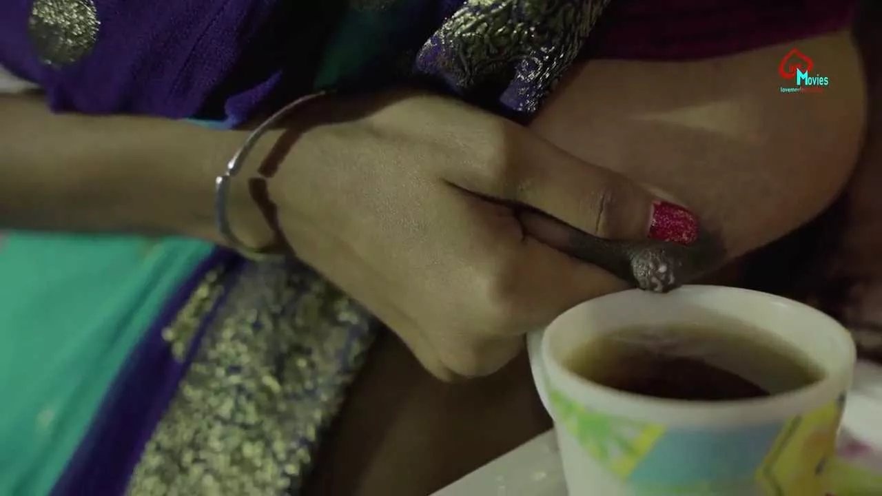 Hot Bhabhi Ke Dhoodh ki Chai – Hot Indian Breast Milk Tea- Extremely Hot Web series