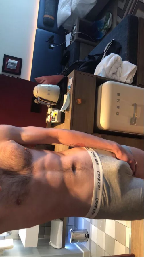 Hotel life calls for unexpected photo shoot