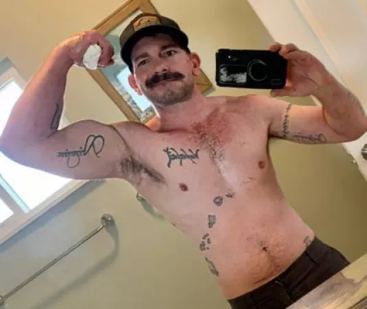 How do y’all like my stache?