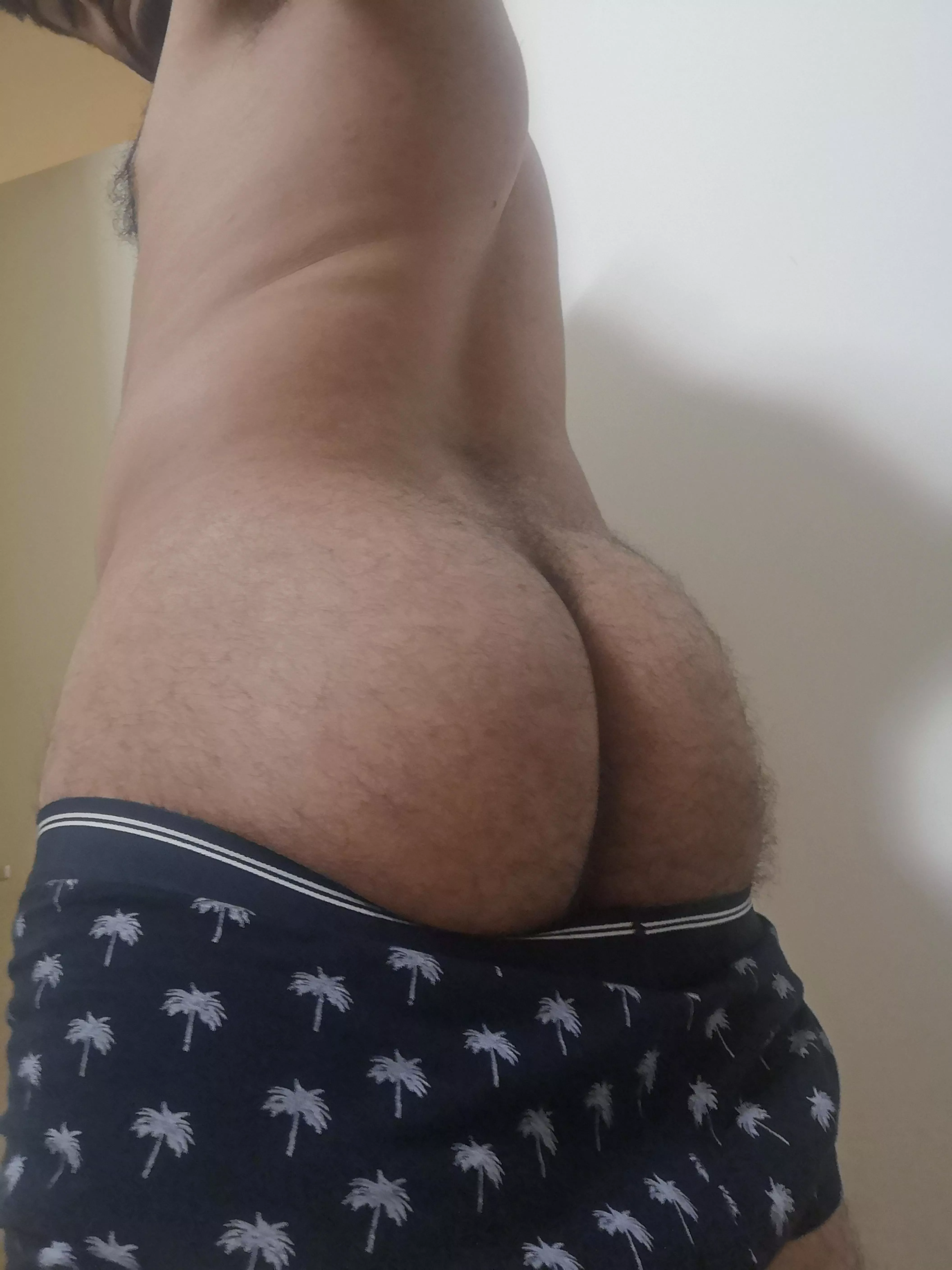 How do you like my ass, baby?