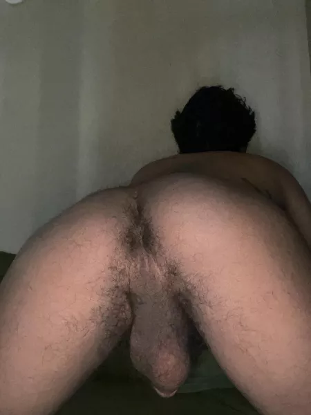 Howdy 🤠 morning y’all just getting ready for work this morning after my shower. How are y’all doing ?