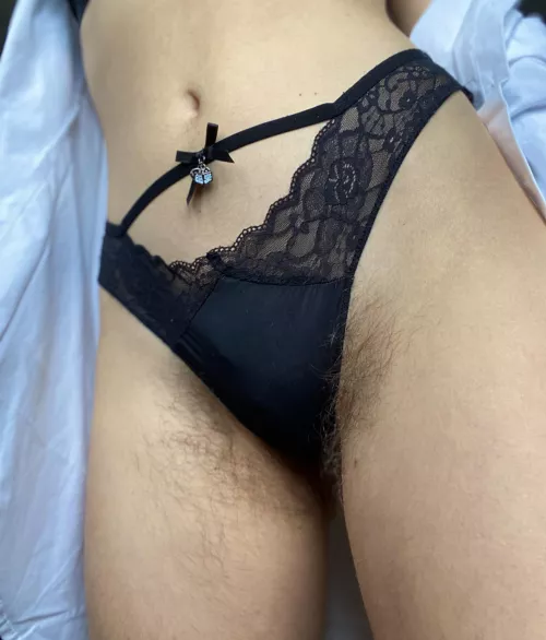 How’s the bush lookin in these panties?