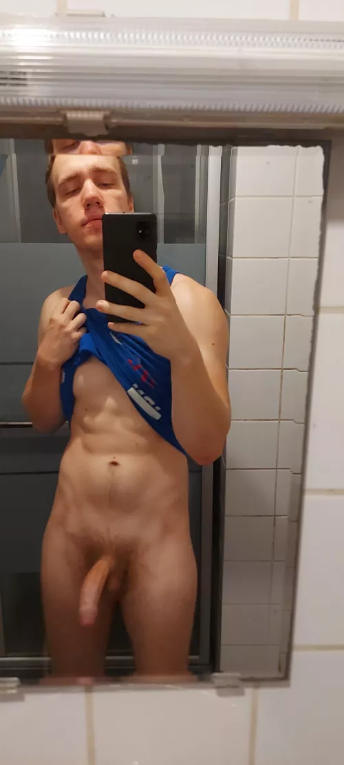I am gonna workout soon, wanna do some cardio first ? Pm open ;)