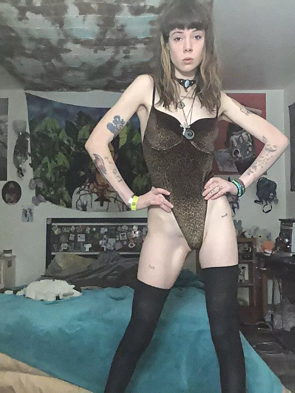 I bet you feel really pathetic when you compare yourself to My perfection 🤣 [domme]