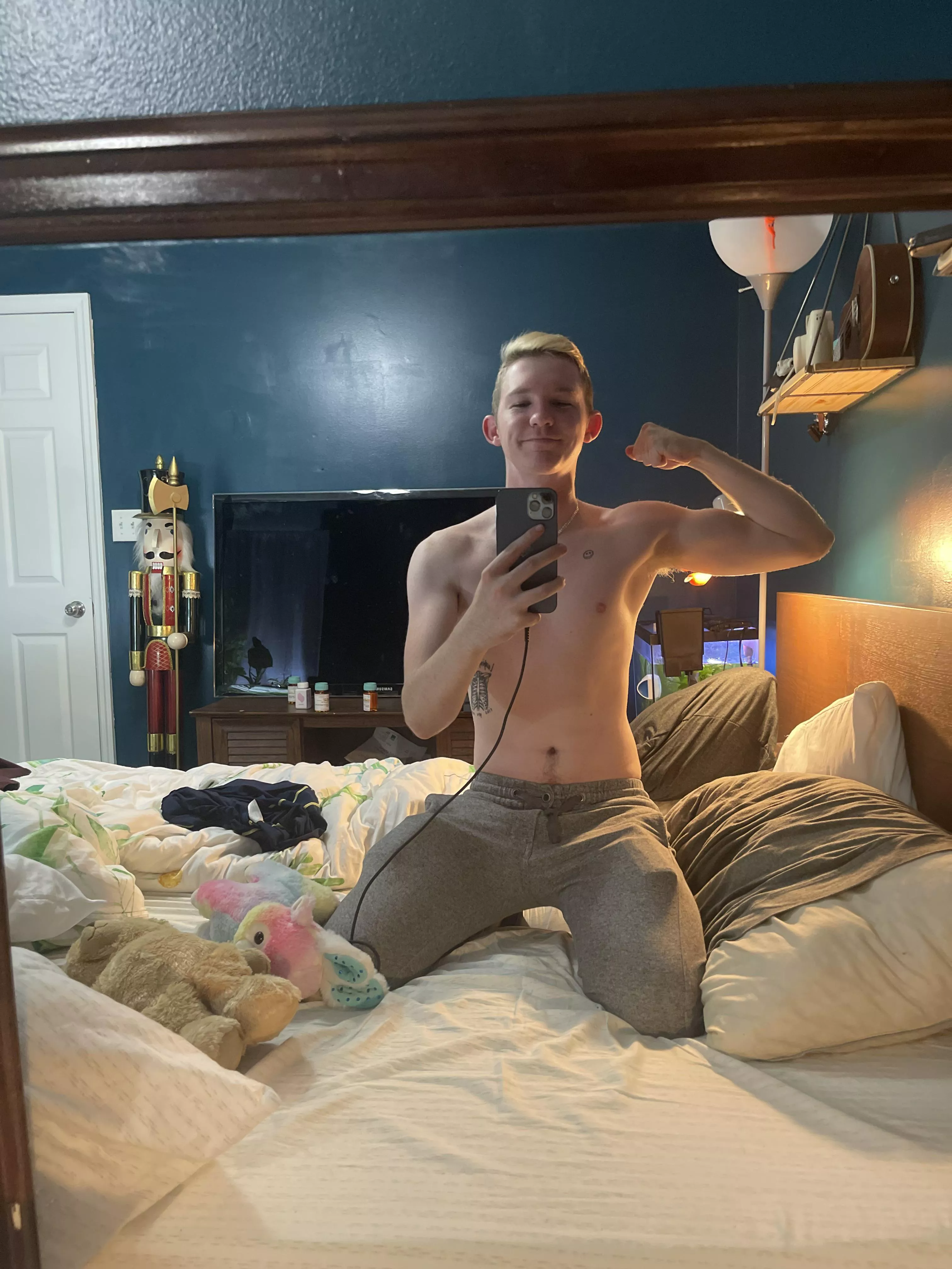 i bulked from 120 to 140 and i’m feeling really good about myself :)