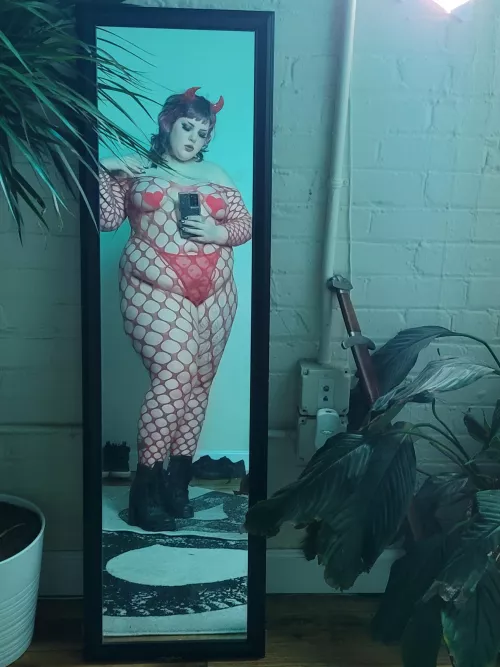 I can be ur 😇 or ur 😈...