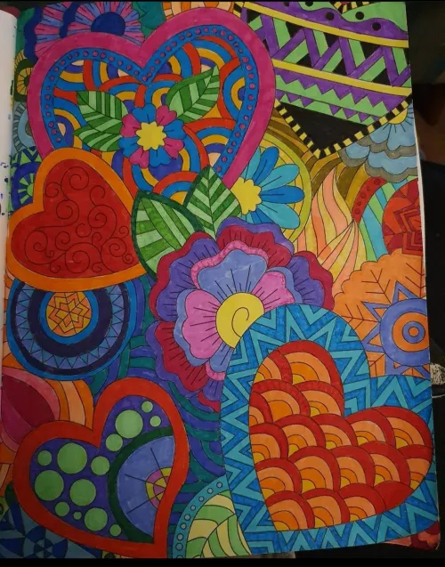 I did more colouring 😁 I like to use ALLLLL the colours!