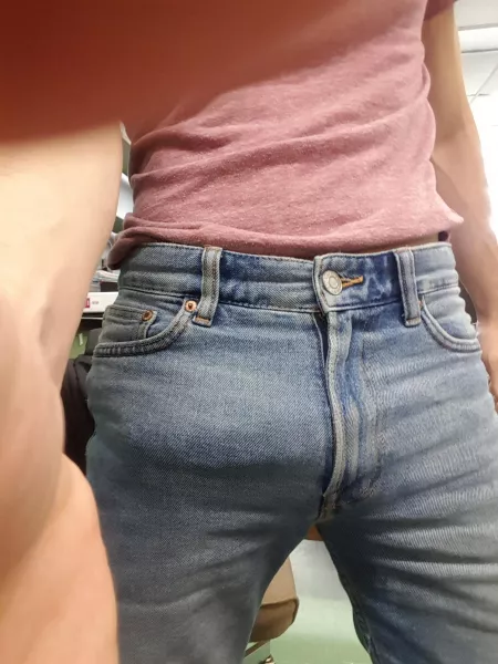 I hope my officemate didn't notice :P I hope my officemate didn't notice :P