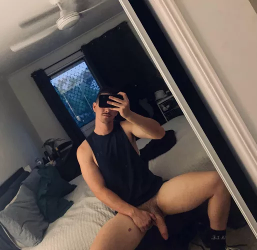 I just got done at the gym but does someone want to cum workout again? 😈