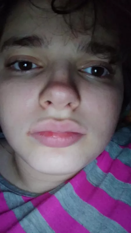 I know I'm ugly but message me daddysprincess838 if you want to be my slave