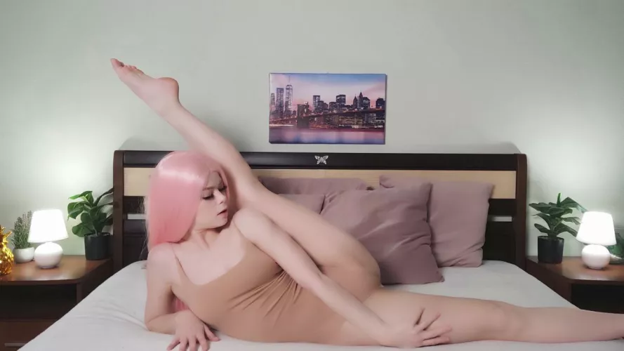 I know you like it when you see all my wet holes at once.🌺😋Do you want to fuck me?💋🔥 More in link of comments