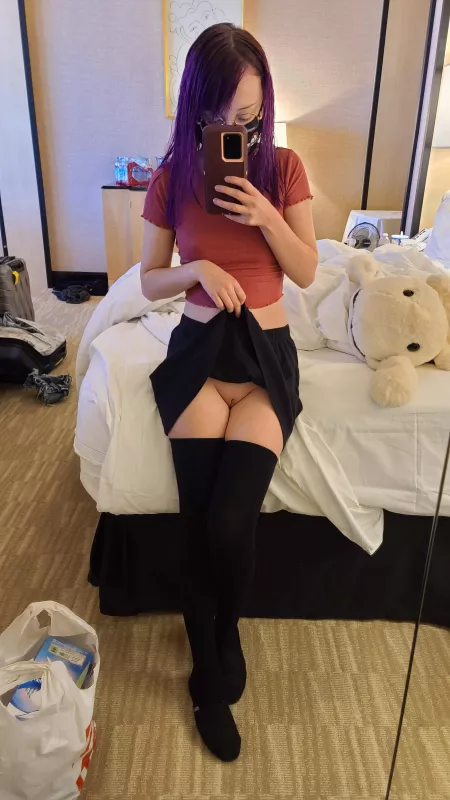 I know you like when I show you what's up my skirt 😈