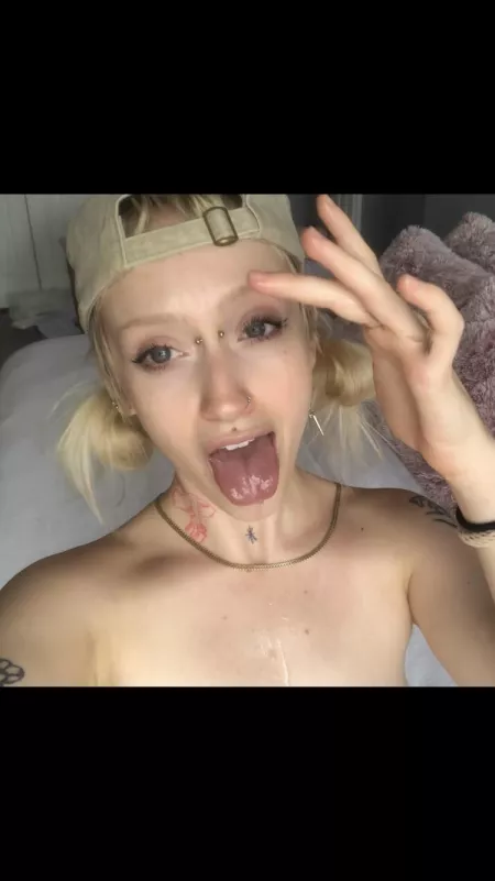 I like to make a mess 😇