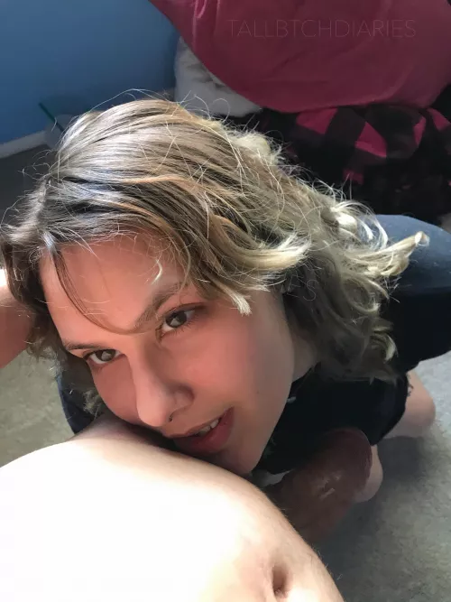 I look so cock hungry ♡