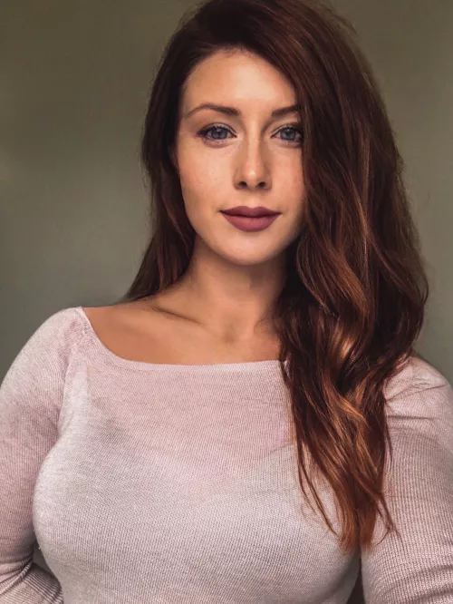 I love fall! Sweater weather!!