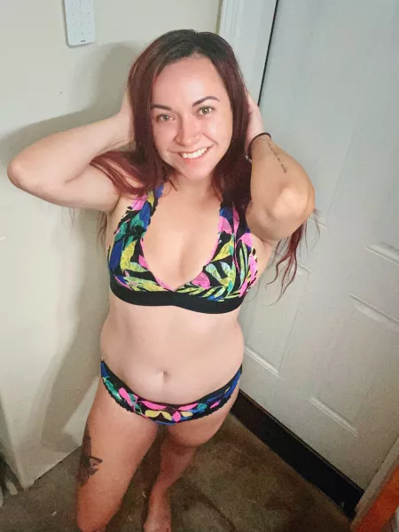 I love how my new set looks on my pale body 😍 what do you think?