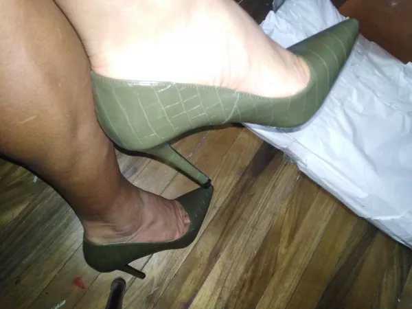 I love rhis color, for the war's heels