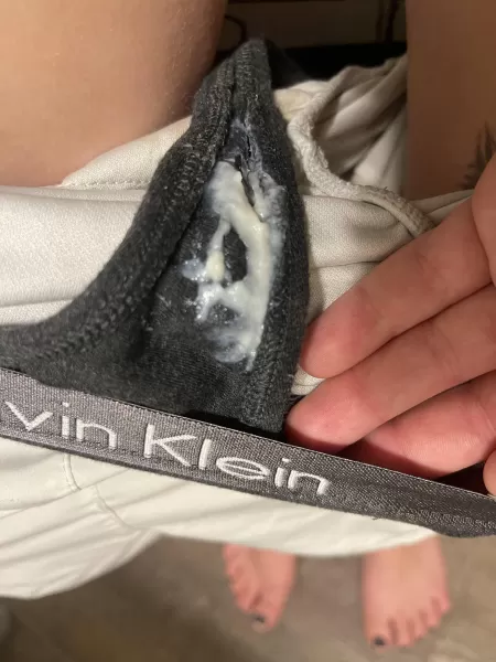 I made a mess in my gym Calvin’s for you 👅 [f] [selling]