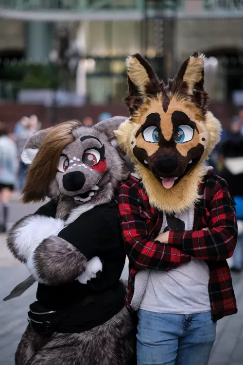 I met one of my suit siblings!💖 Pic 📸 Salvy_salvernia