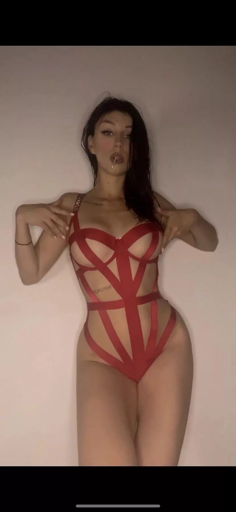 I only fuck with you when you undress me with your teeth💋