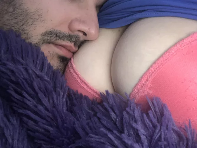 I think I’m his waifu pillow 🤔