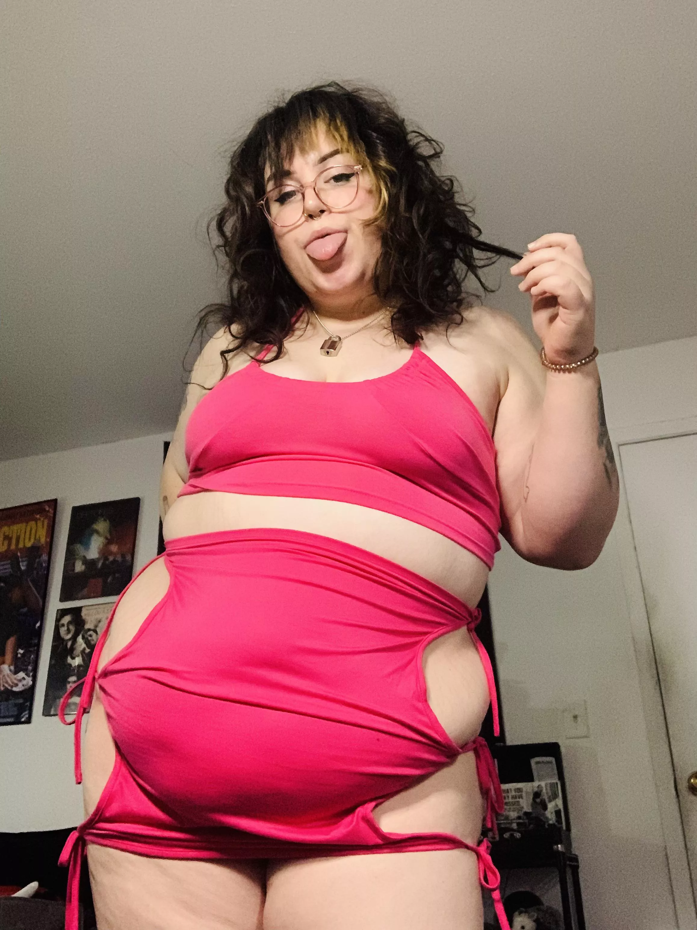 I think this skirt is a bit small…