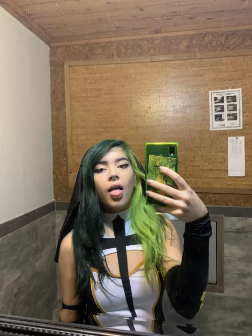 I took this in a bathroom but,,, glory to god in the highest ig