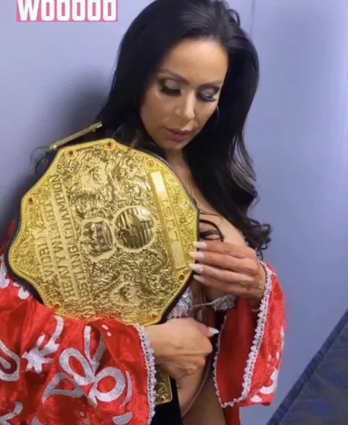I’d wrestle her for that belt
