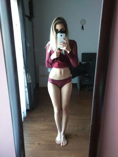 If you are a dad I wish you could fuck my tight pussy 😳