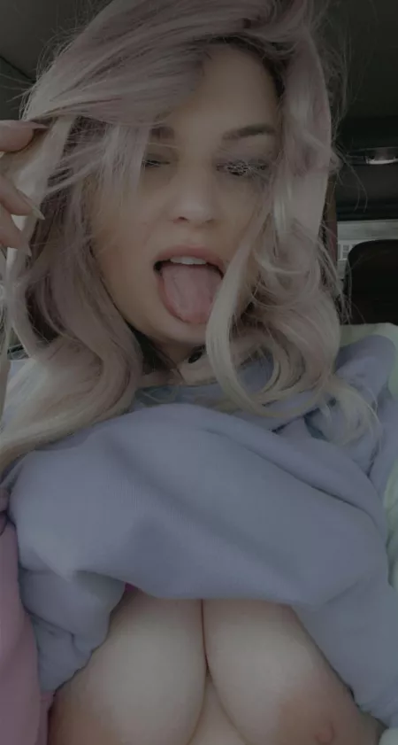 i’ll flash anywhere ☺️