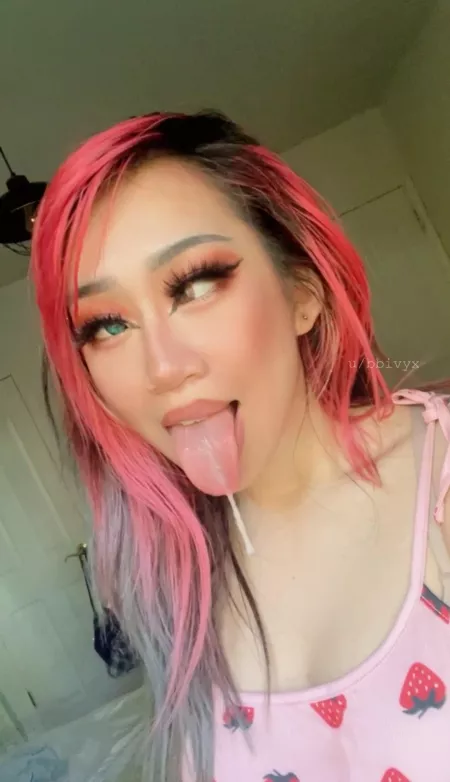 Ill give you a lick if you give me one first 🤗