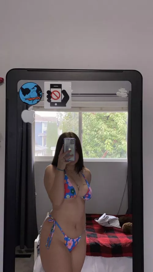 iâ€™ll make you cum faster than you can blinkðŸ˜‰ cum join me on my onlyfans where i post pics that will make ur cock throbðŸ¤¤ frequent uploads, custom pics and vids for a great priceâ¤ï¸ subscribe for only 3$!!! 40% OFF!!! hope to see you thereðŸ˜‰ðŸ