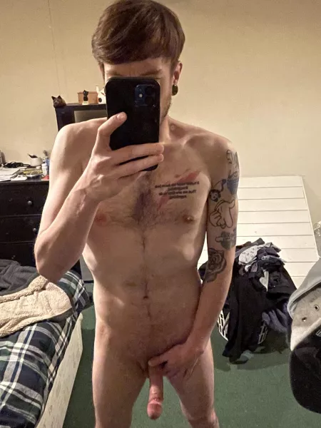 I’ll put the washing away if you suck my dick a little bit