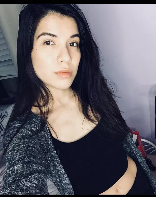 Im a cuck looking for a bull to roleplay with. Basically the bully fucking my girlfriend DM Me! Or DM My discord:FlowerWazer#0211