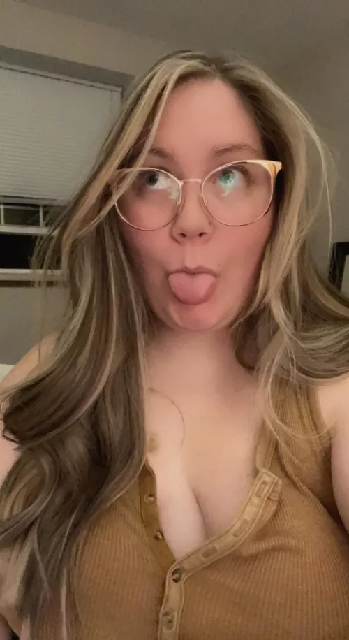 I’m back with a haircut 🥰