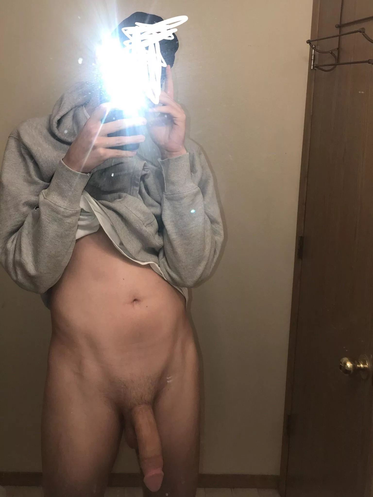 i’m bored, hmu for my snap👻[25yo 6’7”]