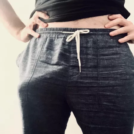 I’m guessing you’d probably notice if I walked past in the street like this?