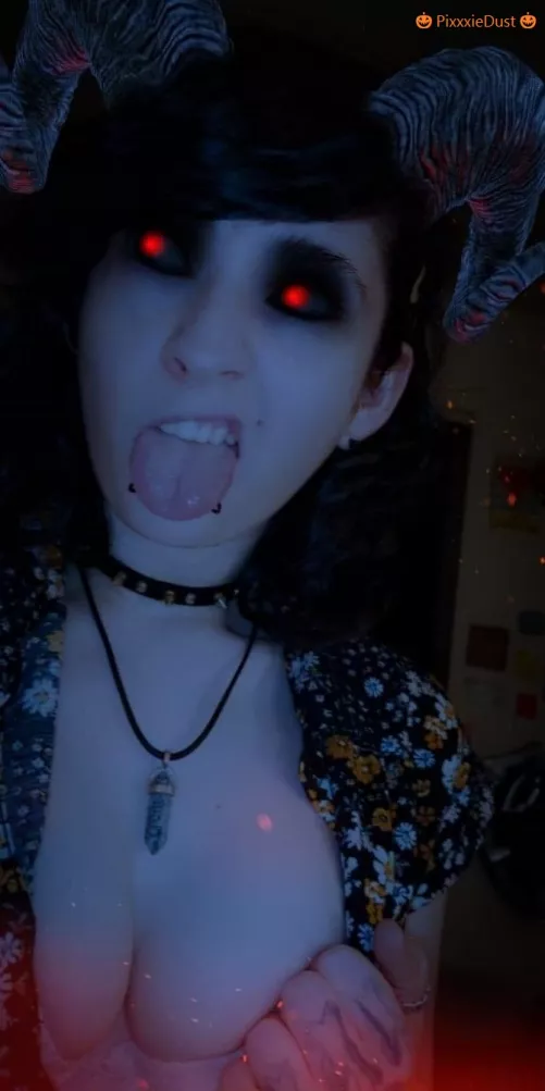 I'm hoping this counts! Who says spooky can't be hot 😈🦇 I literally can't wait for Halloween. ~ Follow for more spoopy content ~ 😋