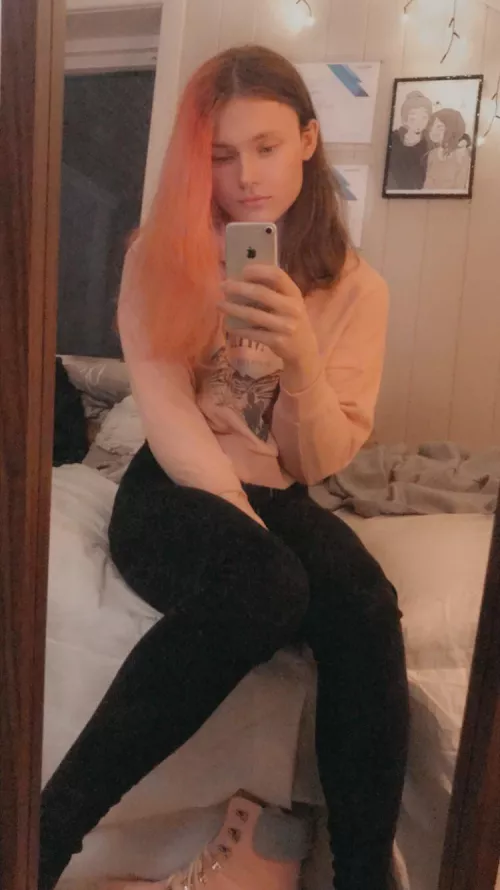 Im not dead btw, just forgot my reddit password lol😅✨